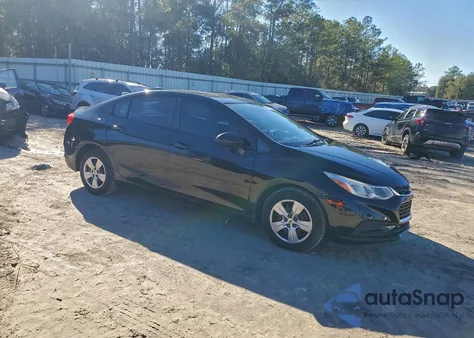 2016 Chevrolet Cruze Ls z USA, uszkodzony, nr VIN 1G1BC5SM4G7238537